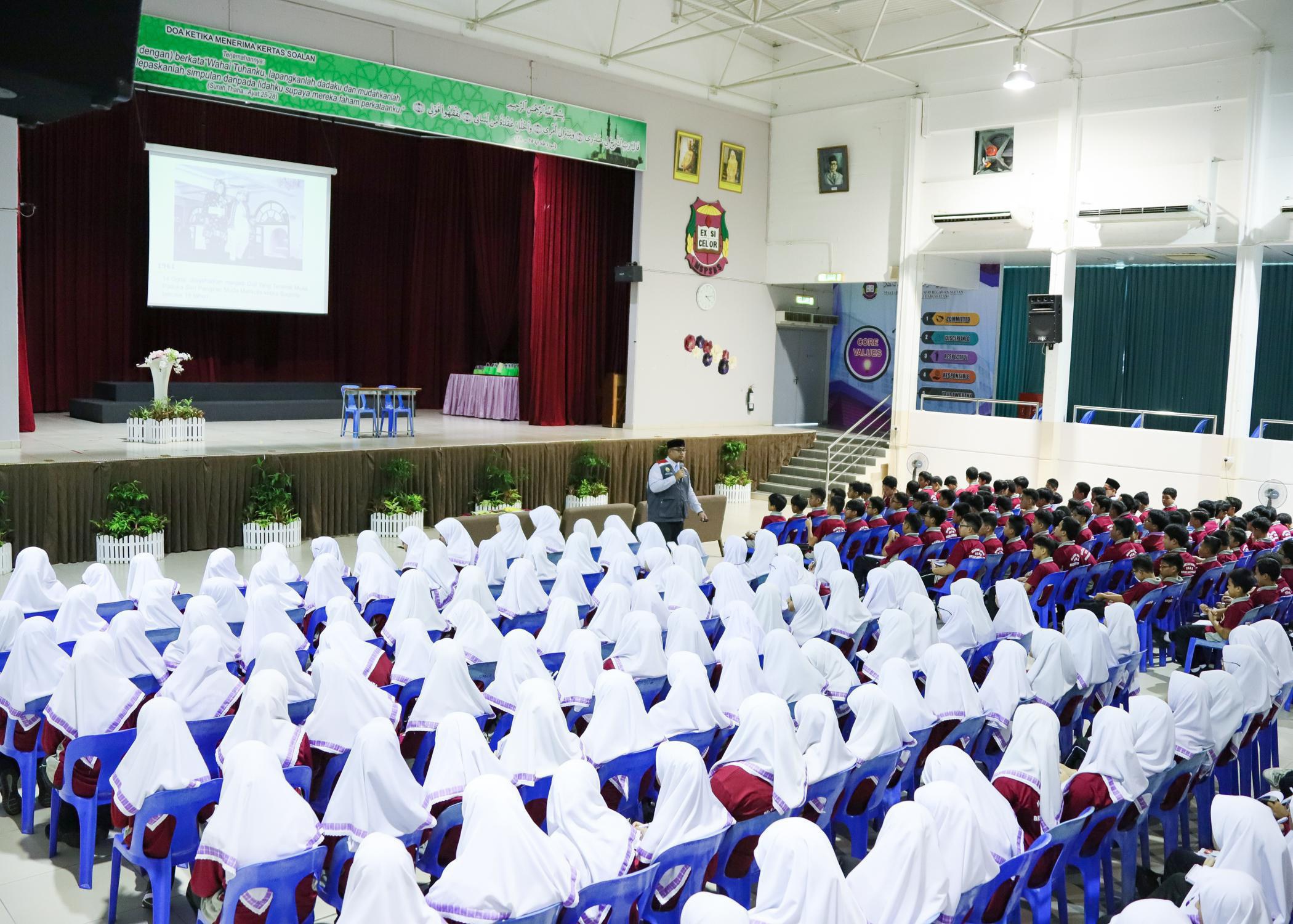 INFODEPT12-1.jpg